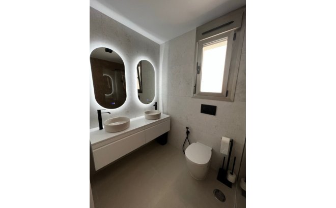 Resale - Villa -
San Miguel de Salinas - Inland