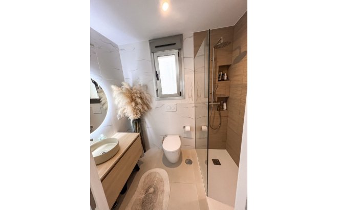 Resale - Villa -
San Miguel de Salinas - Inland