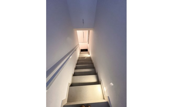 Resale - Villa -
San Miguel de Salinas - Inland