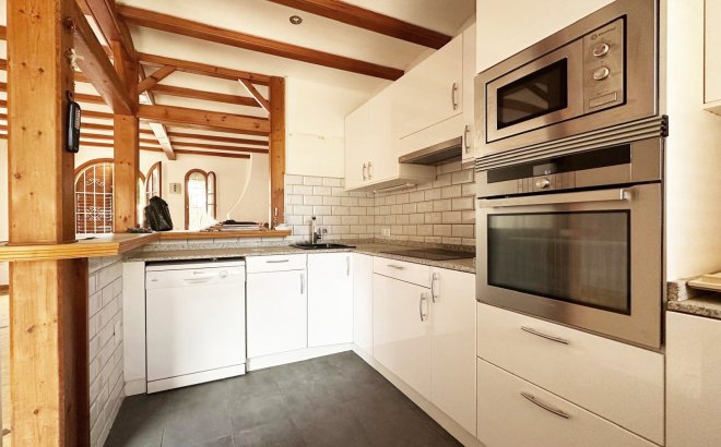 Resale - Town House -
Orihuela Costa - Costa Blanca