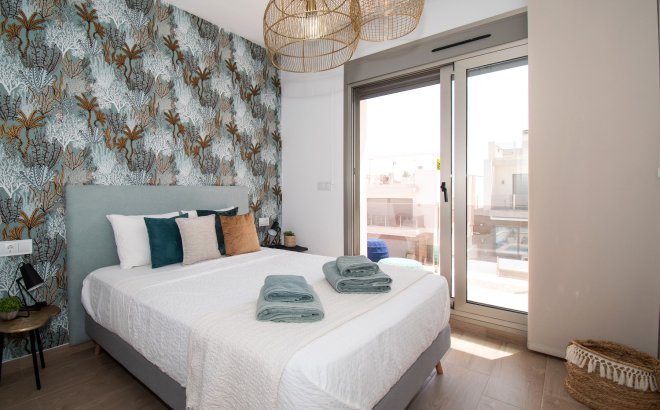 Resale - Villa -
Orihuela Costa - Costa Blanca