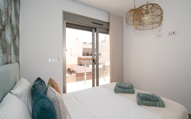 Resale - Villa -
Orihuela Costa - Costa Blanca