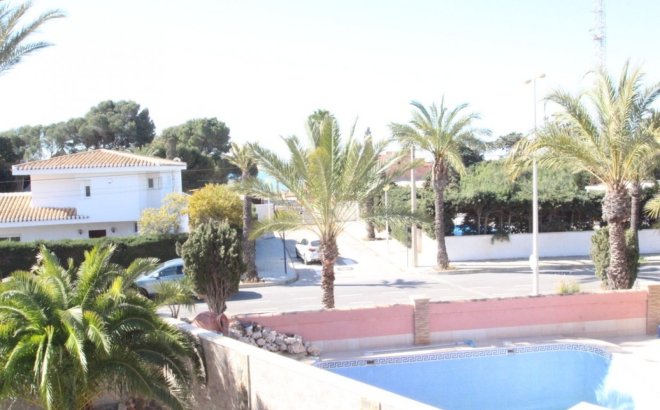 Resale - Villa -
Orihuela Costa - Costa Blanca