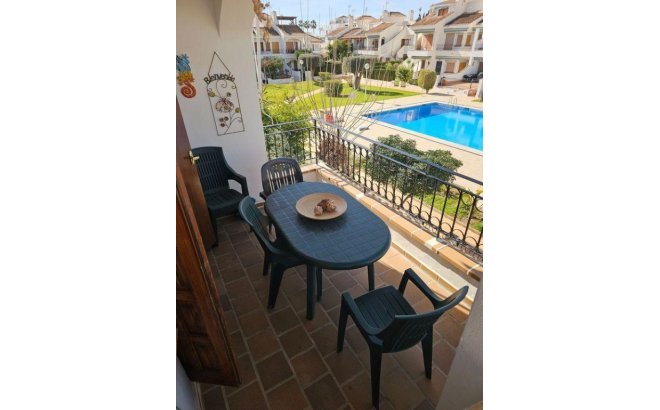 Resale - Bungalow -
Pilar de la Horadada - Costa Blanca