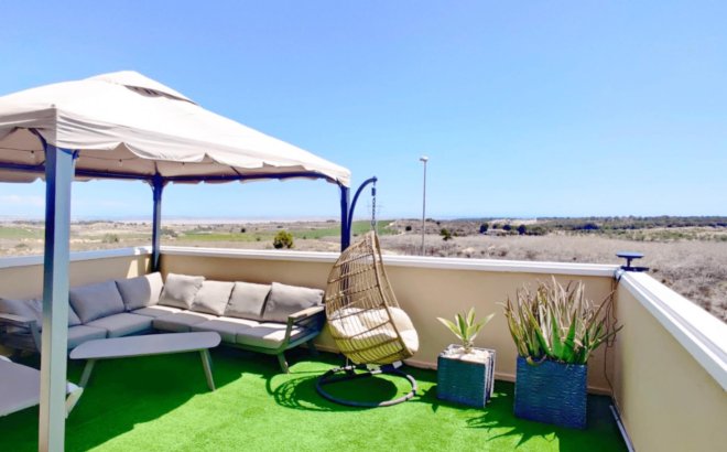 Resale - Town House -
San Miguel de Salinas - Mirador De San Miguel