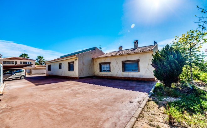 Herverkoop - Villa -
Los Montesinos - Montesinos  Los