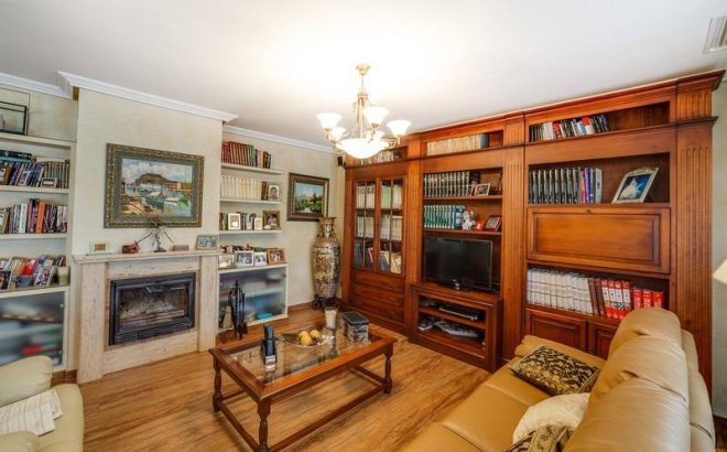 Herverkoop - Villa -
Los Montesinos - Montesinos  Los