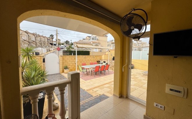Resale - Apartment -
San Miguel de Salinas - Inland