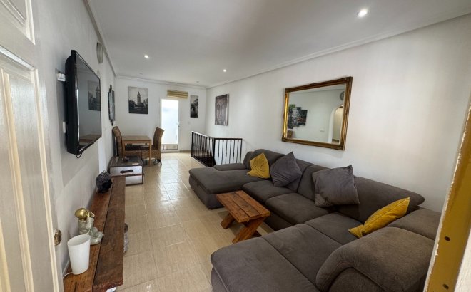 Resale - Apartment -
San Miguel de Salinas - Inland