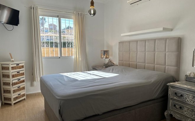 Resale - Apartment -
San Miguel de Salinas - Inland