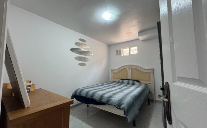 Resale - Apartment -
San Miguel de Salinas - Inland