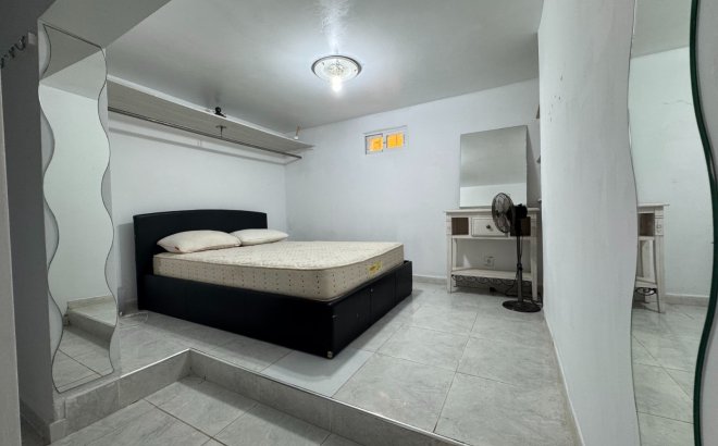 Resale - Apartment -
San Miguel de Salinas - Inland