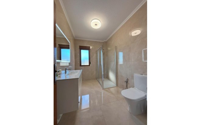 Resale - Villa -
Rojales - Ciudad Quesada