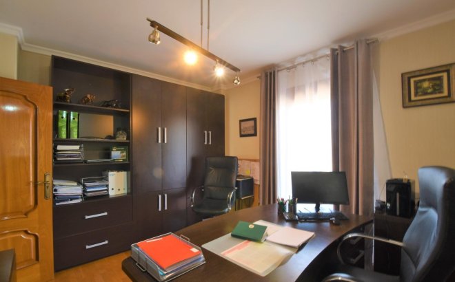 Resale - Villa -
Rojales - Ciudad Quesada