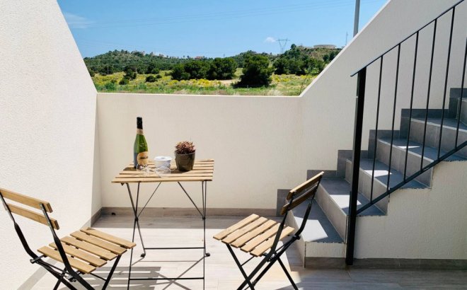 Resale - Apartment -
San Miguel de Salinas - Inland