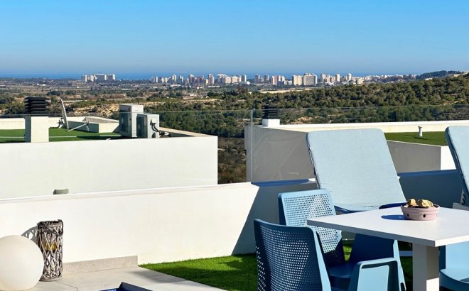 Herverkoop - Villa -
Rojales - Inland