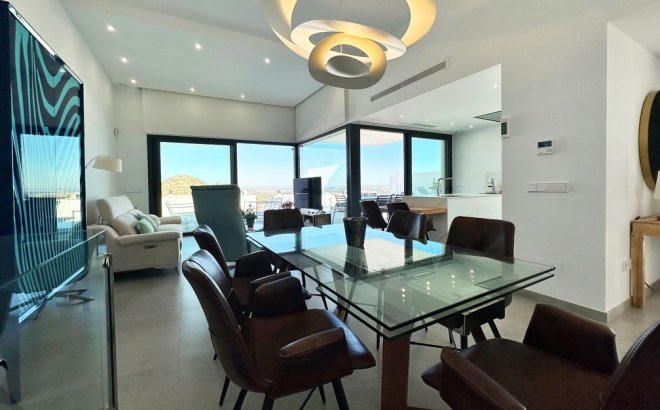 Herverkoop - Villa -
Rojales - Inland