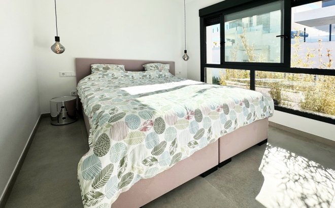 Herverkoop - Villa -
Rojales - Inland