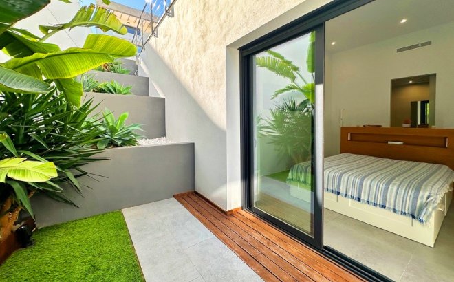 Herverkoop - Villa -
Rojales - Inland