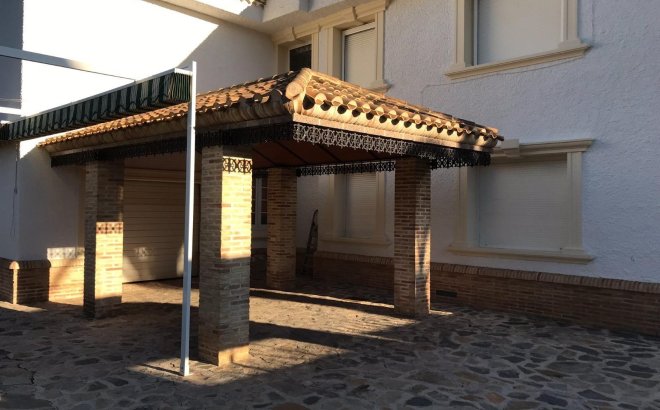 Revente - Villa -
Orihuela Costa - Cabo Roig