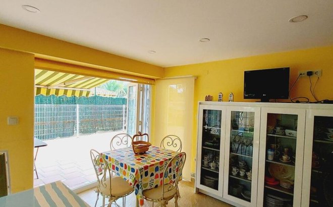 Revente - Villa -
Orihuela Costa - Cabo Roig