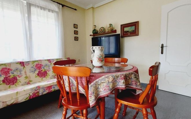 Revente - Villa -
Orihuela Costa - Cabo Roig