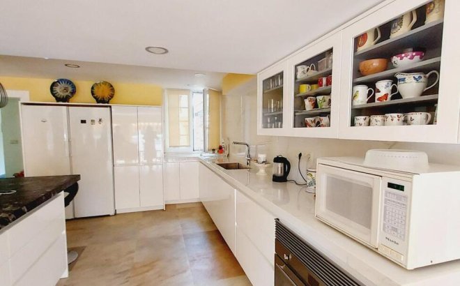 Revente - Villa -
Orihuela Costa - Cabo Roig