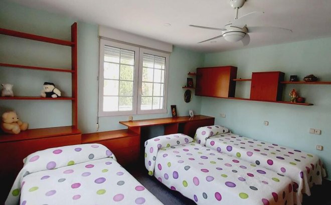 Revente - Villa -
Orihuela Costa - Cabo Roig