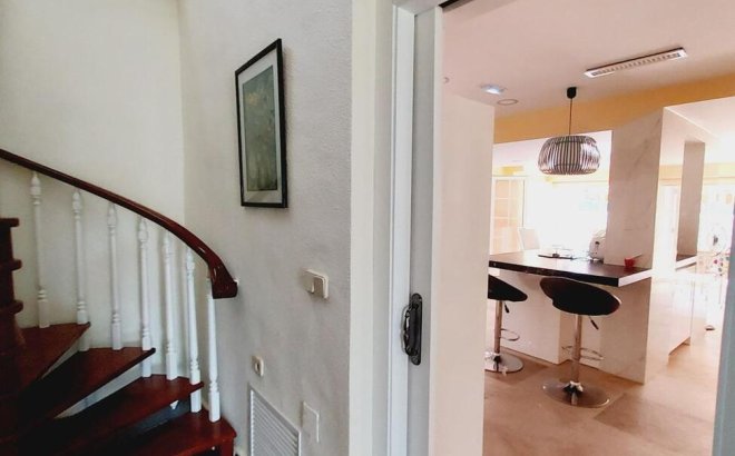 Revente - Villa -
Orihuela Costa - Cabo Roig