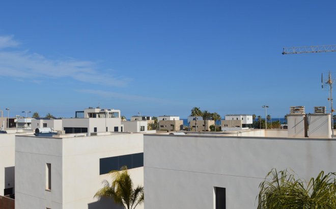 Herverkoop - Villa -
Pilar de la Horadada - Las Higuericas