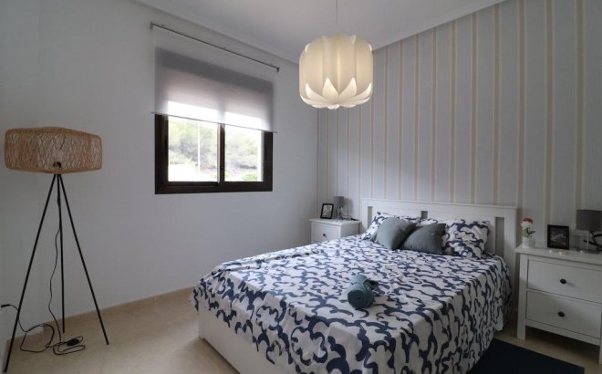 Herverkoop - Town House -
San Miguel de Salinas - Inland