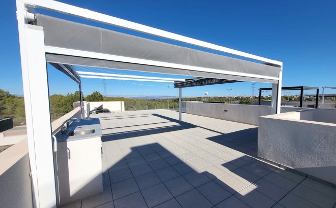 Revente - Villa -
Orihuela Costa - PAU 26