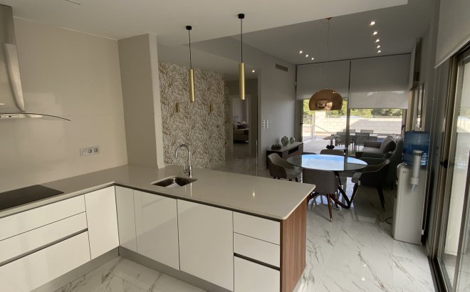 Revente - Villa -
Orihuela Costa - PAU 26