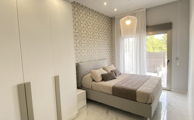 Revente - Villa -
Orihuela Costa - PAU 26