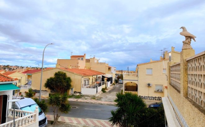 Herverkoop - Town House -
San Fulgencio - La Marina - Urb. La Marina