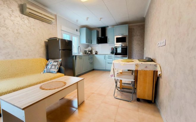 Herverkoop - Town House -
San Fulgencio - La Marina - Urb. La Marina