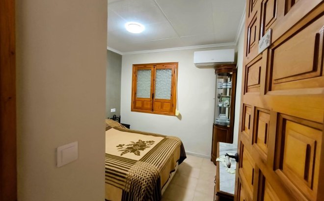 Herverkoop - Town House -
San Fulgencio - La Marina - Urb. La Marina