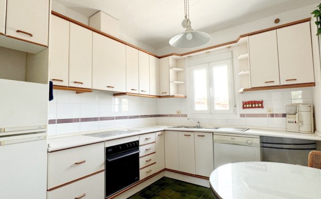 Resale - Villa -
Orihuela Costa - Costa Blanca