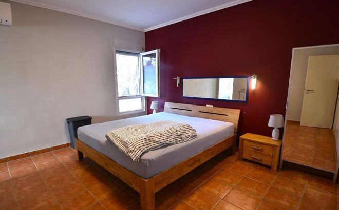 Resale - Villa -
Orihuela Costa - La Zenia