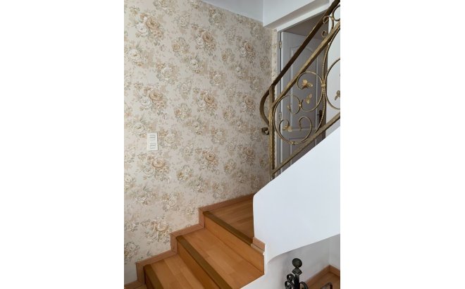 Resale - Dúplex -
La Zenia - Costa Blanca