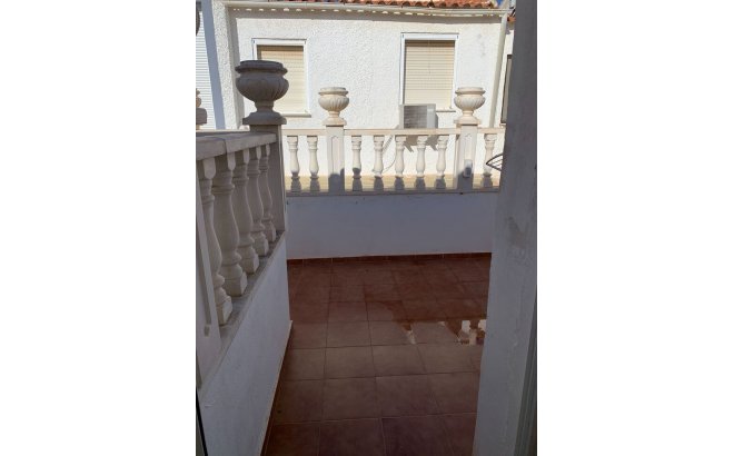 Resale - Dúplex -
La Zenia - Costa Blanca