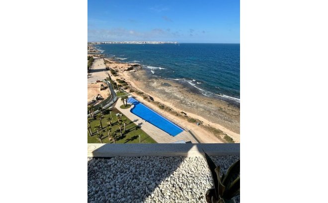 Resale - Apartment Penthouse -
Punta Prima - Costa Blanca