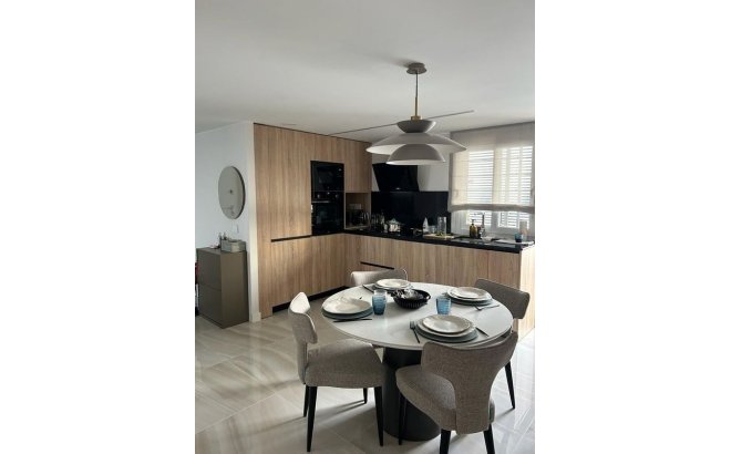 Resale - Apartment Penthouse -
Punta Prima - Costa Blanca