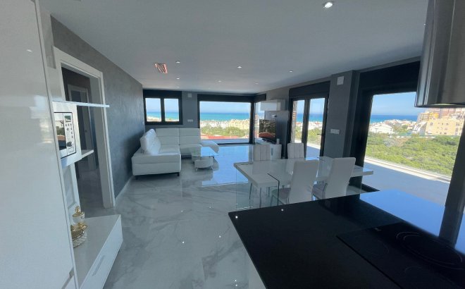 Resale - Villa -
La Mata - Costa Blanca