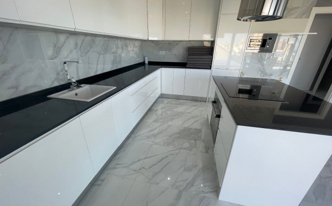 Resale - Villa -
La Mata - Costa Blanca