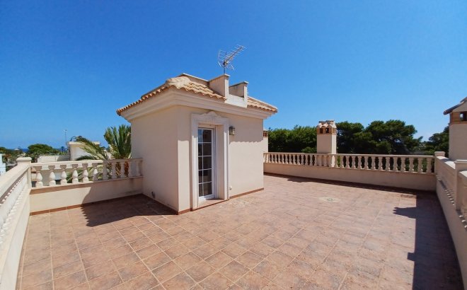 Herverkoop - Villa -
Cabo Roig - Costa Blanca