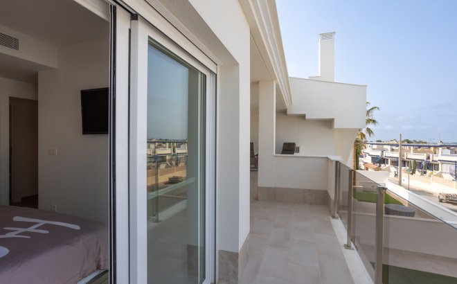 Resale - Penthouse -
Villamartin - Costa Blanca