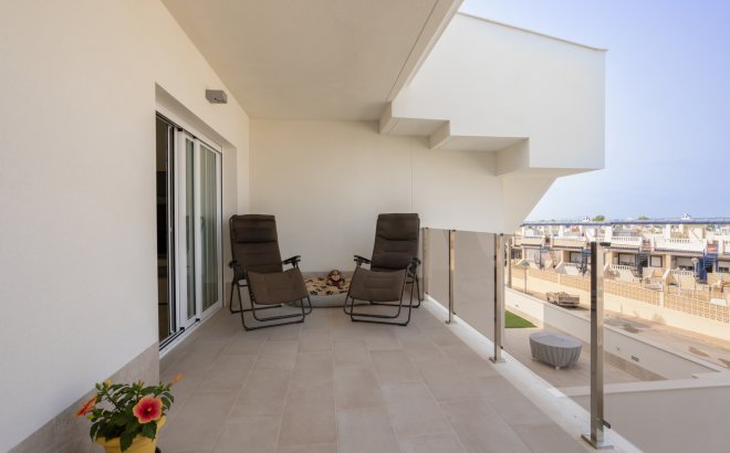 Resale - Penthouse -
Villamartin - Costa Blanca