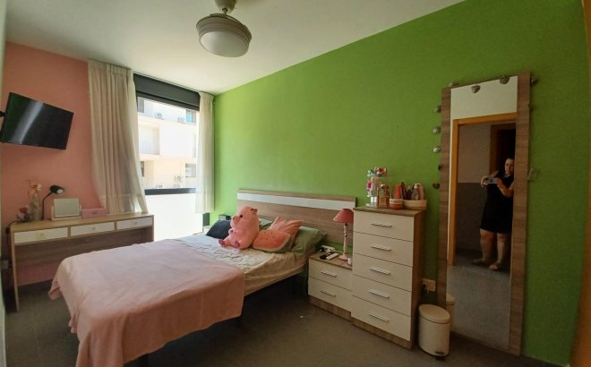 Resale - Apartment -
Orihuela Costa - Los Dolses