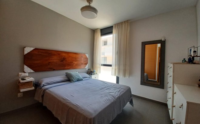 Resale - Apartment -
Orihuela Costa - Los Dolses